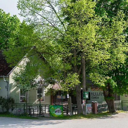 Cozy Tiny Container House By The River Danube
